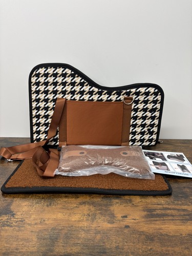 Centre console dog booster - dog, car