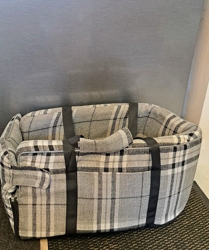Pet car seat center console - car,